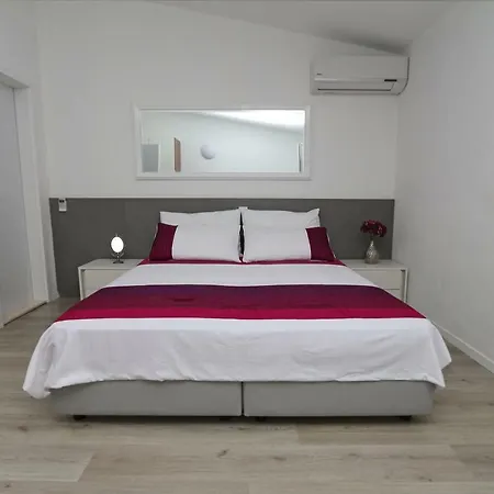 Turic Apartment *