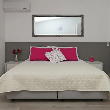 Daire Turic Makarska